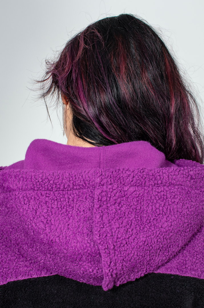 Кожушок з прикрасами квіти батал