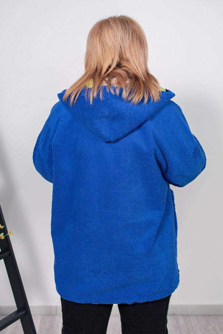 Однотонний кожушок з високим коміром на блискавці батал