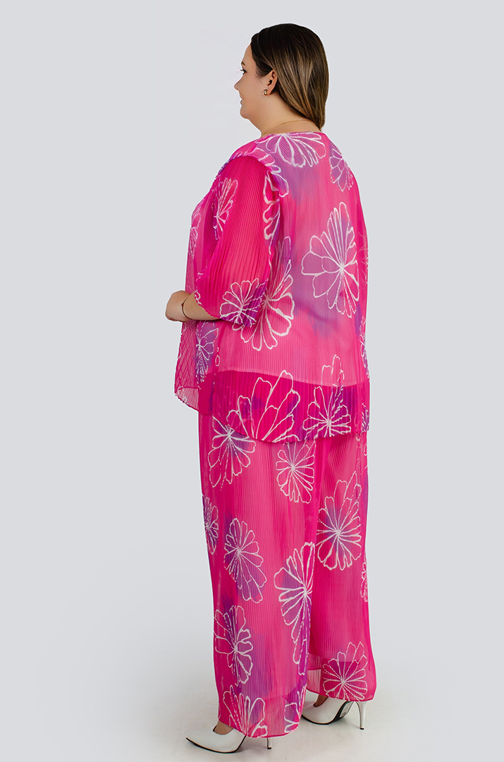 Брючний костюм із гофрованої тканини в принт великих розмірів