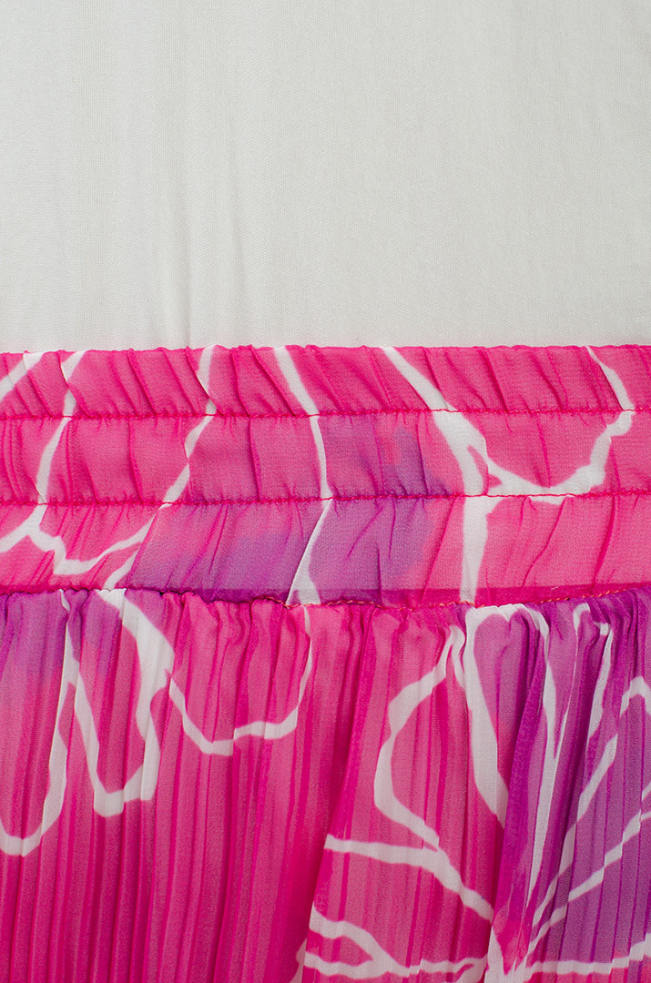 Брючний костюм із гофрованої тканини в принт великих розмірів