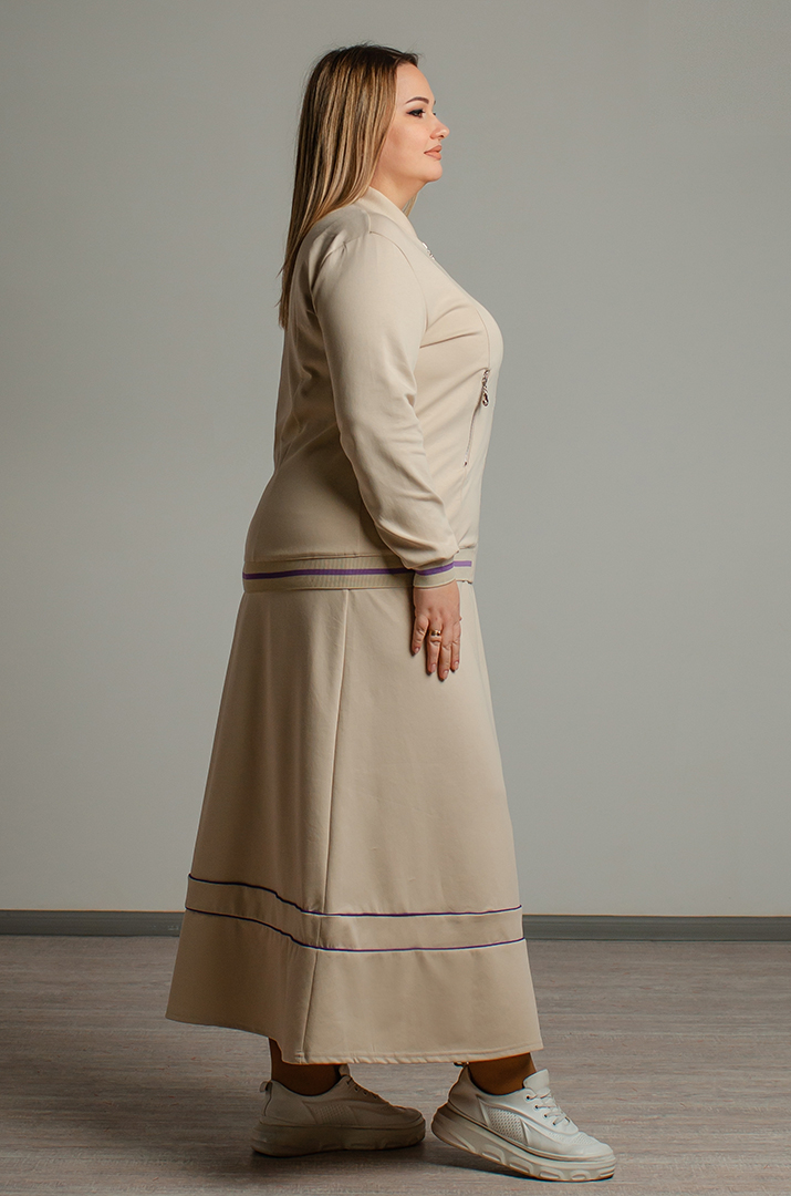 Костюм зі спідницею з вишитими квітами великих розмірів