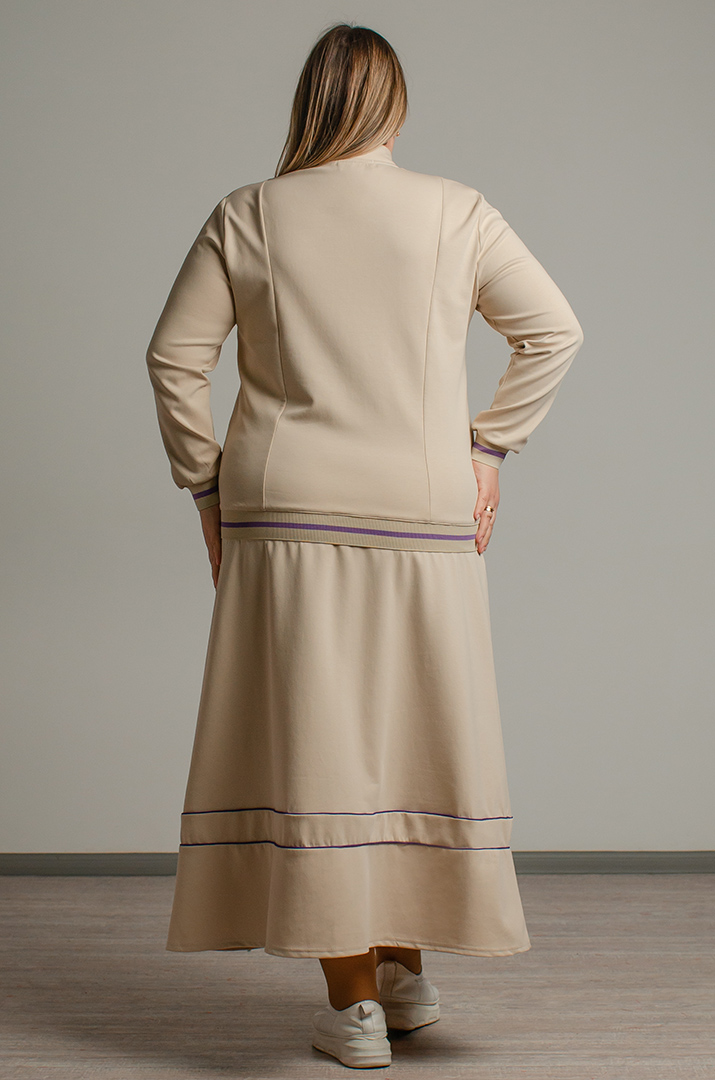 Костюм зі спідницею з вишитими квітами великих розмірів