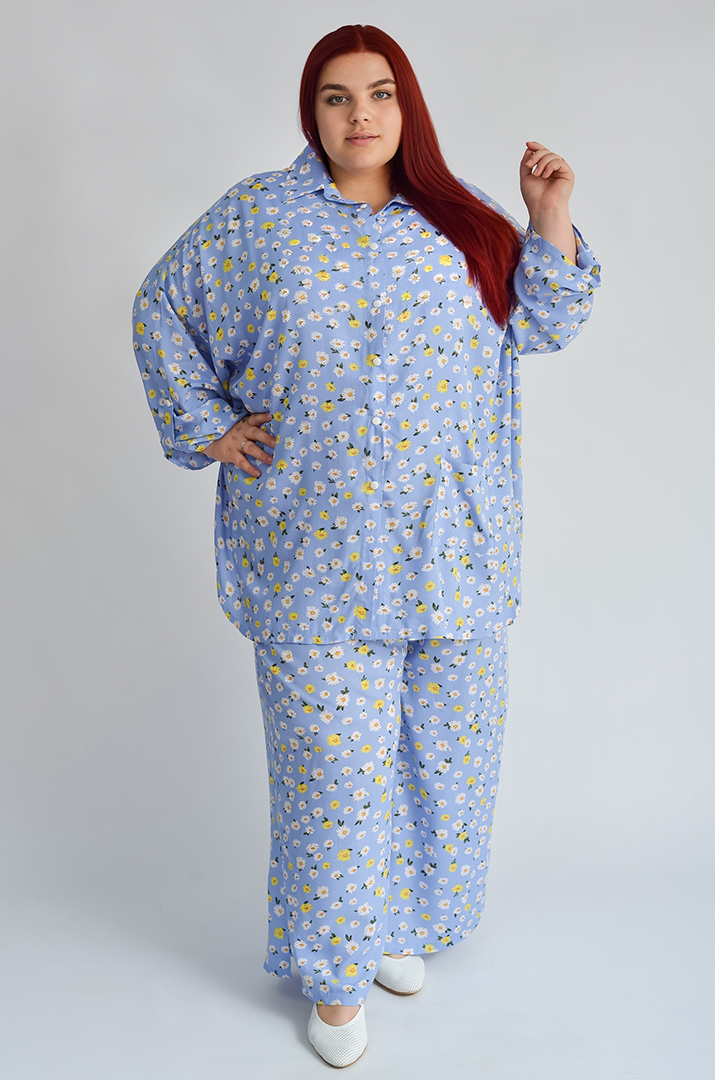 Костюм брючний в рослинний принт великих розмірів