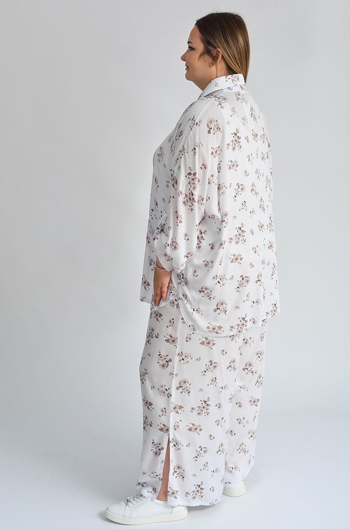 Костюм брючний в рослинний принт великих розмірів