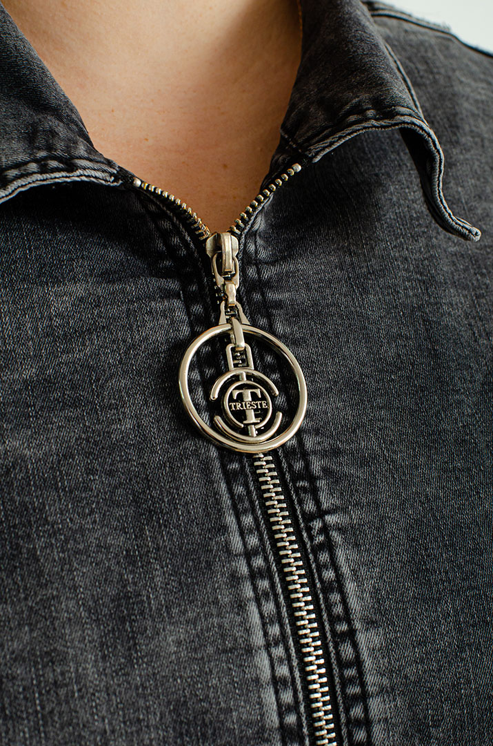 Джинсовий костюм з декором великих розмірів