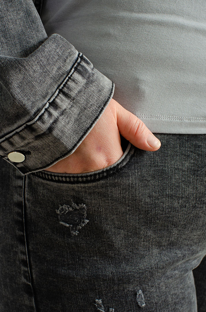 Джинсовий костюм з декором великих розмірів