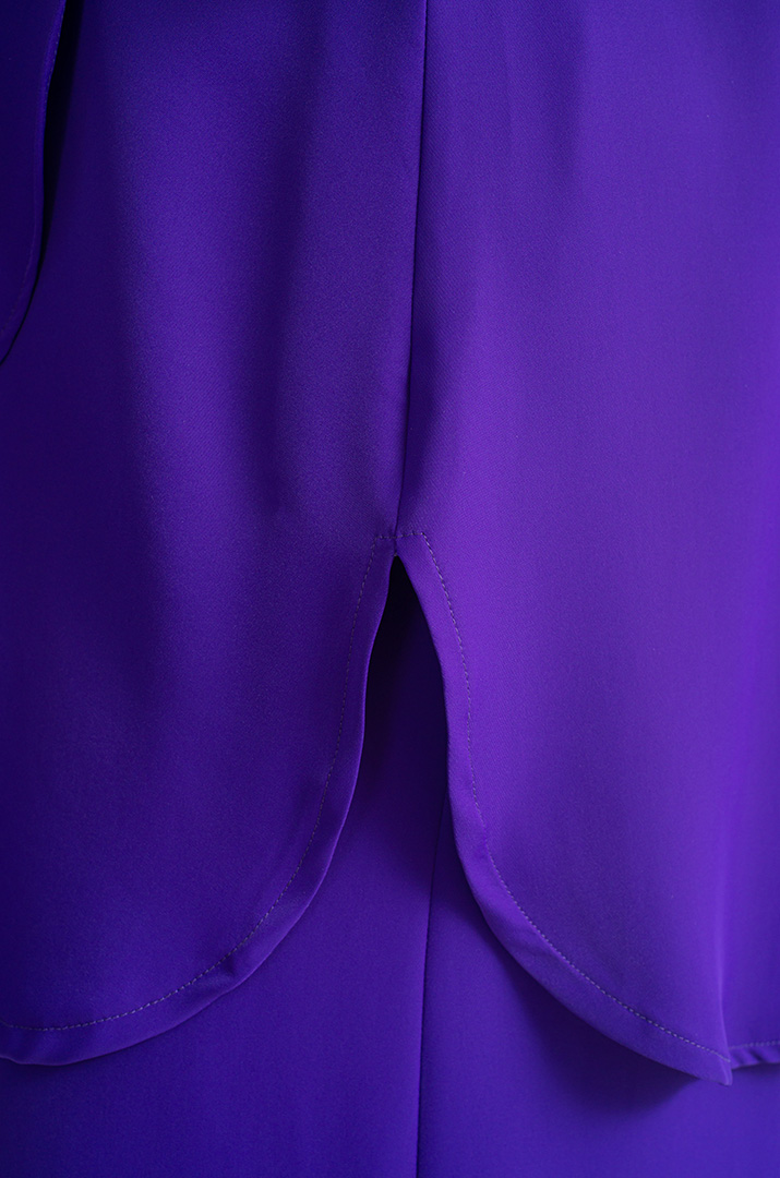 Брючный костюм с украшениями больших размеров