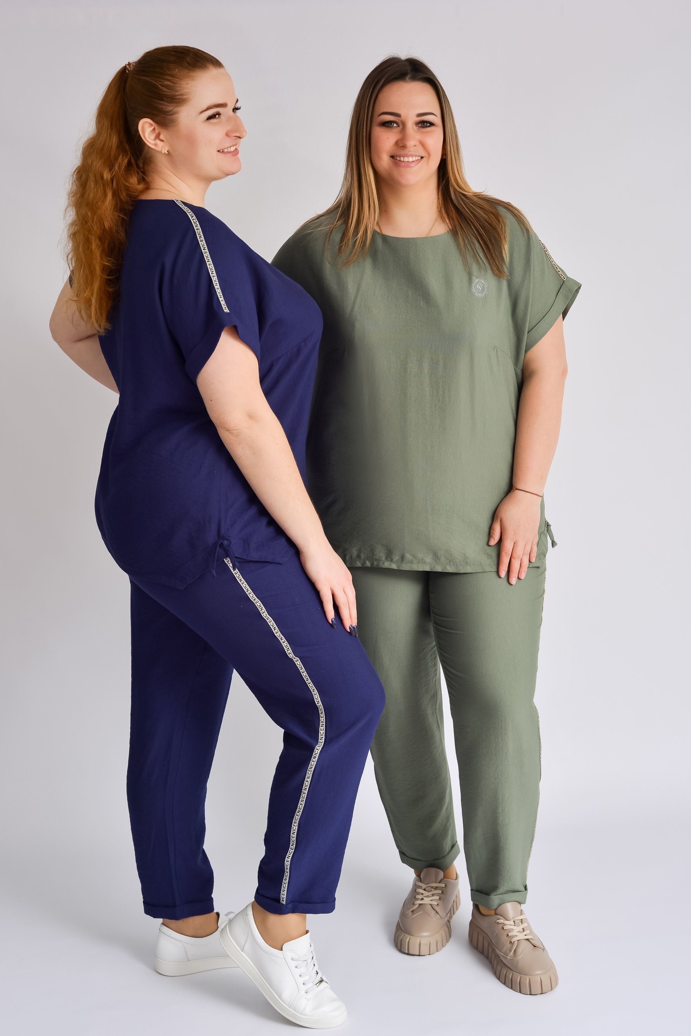 Костюм з брюками із жатки великих розмірів