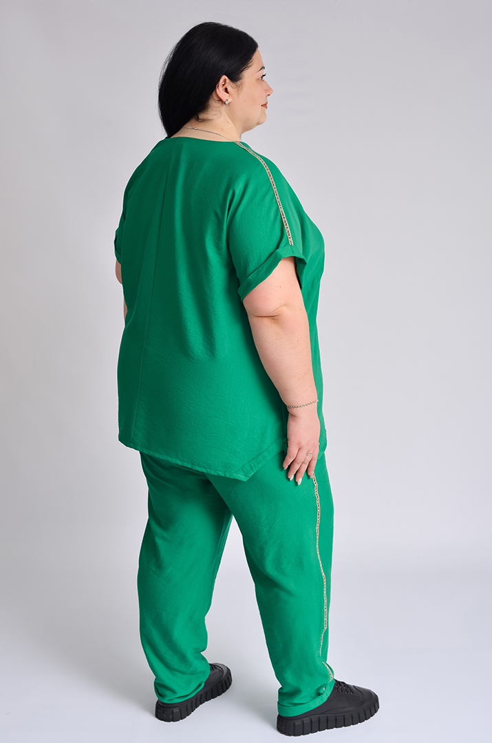 kostyum_z_bryukamy_iz_zhatky_velykyh_rozmiriv_44678_Pishna_Krasa Костюм з брюками із жатки великих розмірів