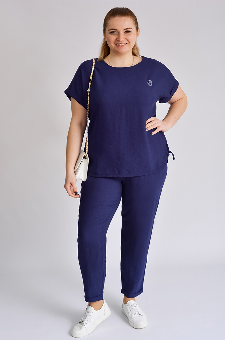 kostyum_z_bryukamy_iz_zhatky_velykyh_rozmiriv_44678_Pishna_Krasa Костюм з брюками із жатки великих розмірів