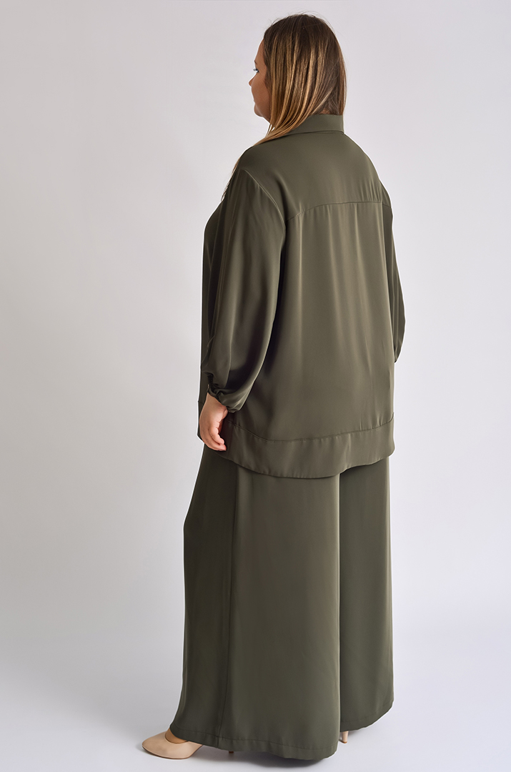 Елегантний костюм з широкими брюками великих розмірів