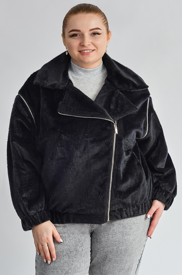 Чорна косуха з екохутра з відстібними рукавами великих розмірів