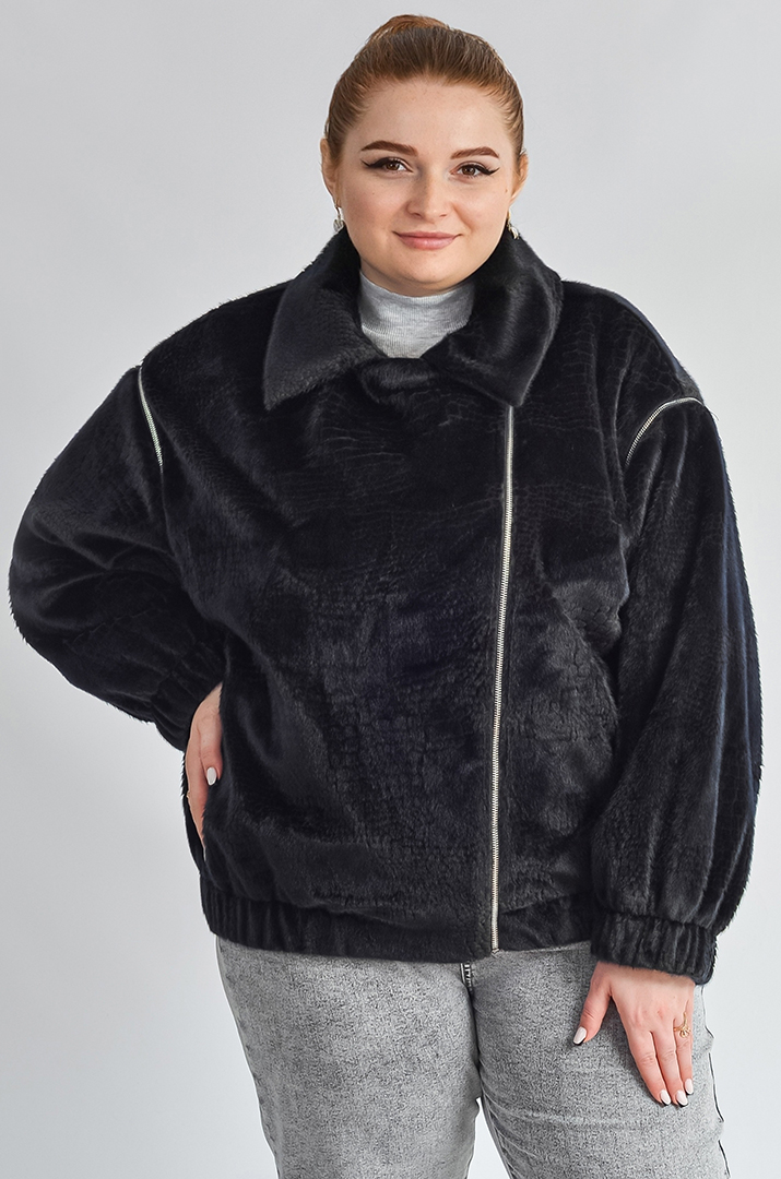 Чорна косуха з екохутра з відстібними рукавами великих розмірів