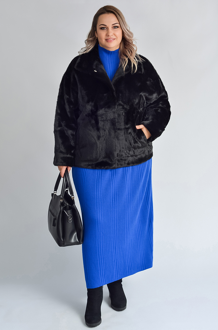 Шуба із екохутра з відкладним коміром великих розмірів