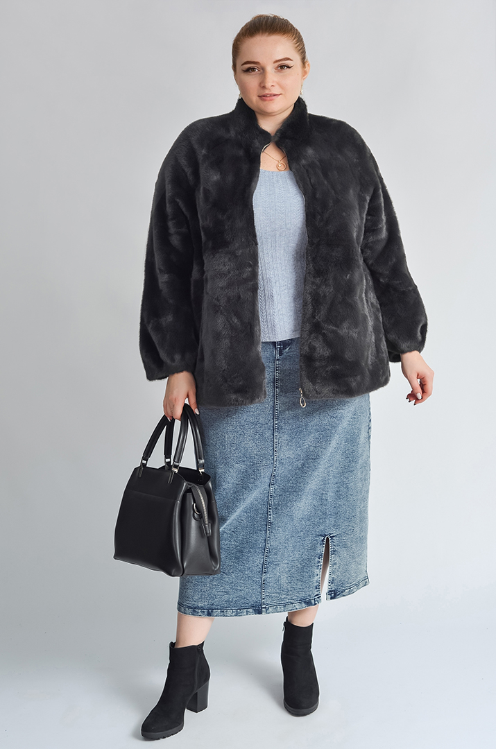 Коротка шуба з куліскою на талії з екохутра великих розмірів