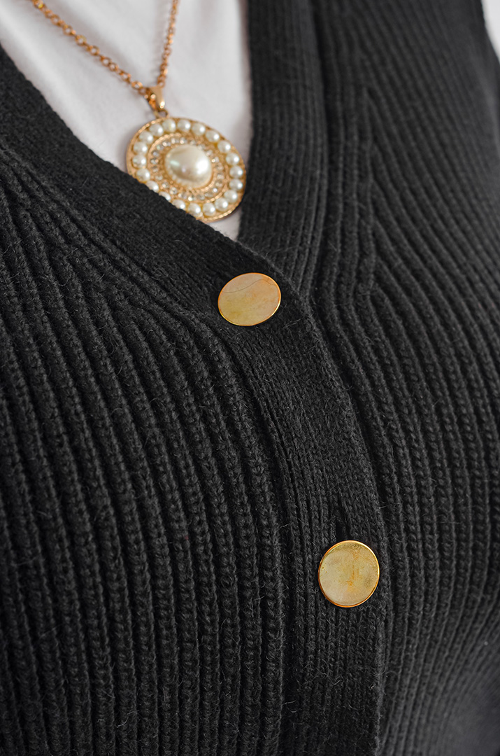 Кофта коротка з фактурними рукавами великих розмірів