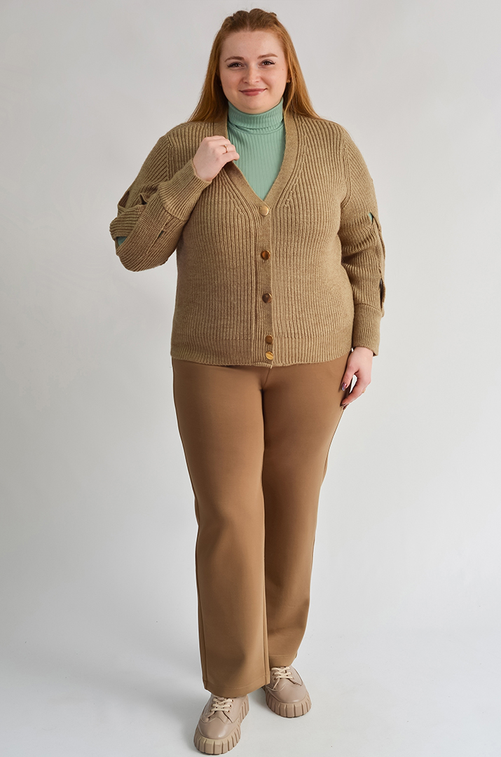 Кофта коротка з фактурними рукавами великих розмірів