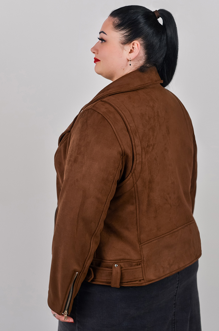 Косуха из экозамши с декоративными ремешками больших размеров