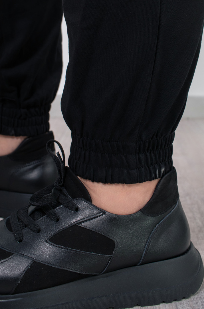 Кросівки чорні шкіра нубук великих розмірів