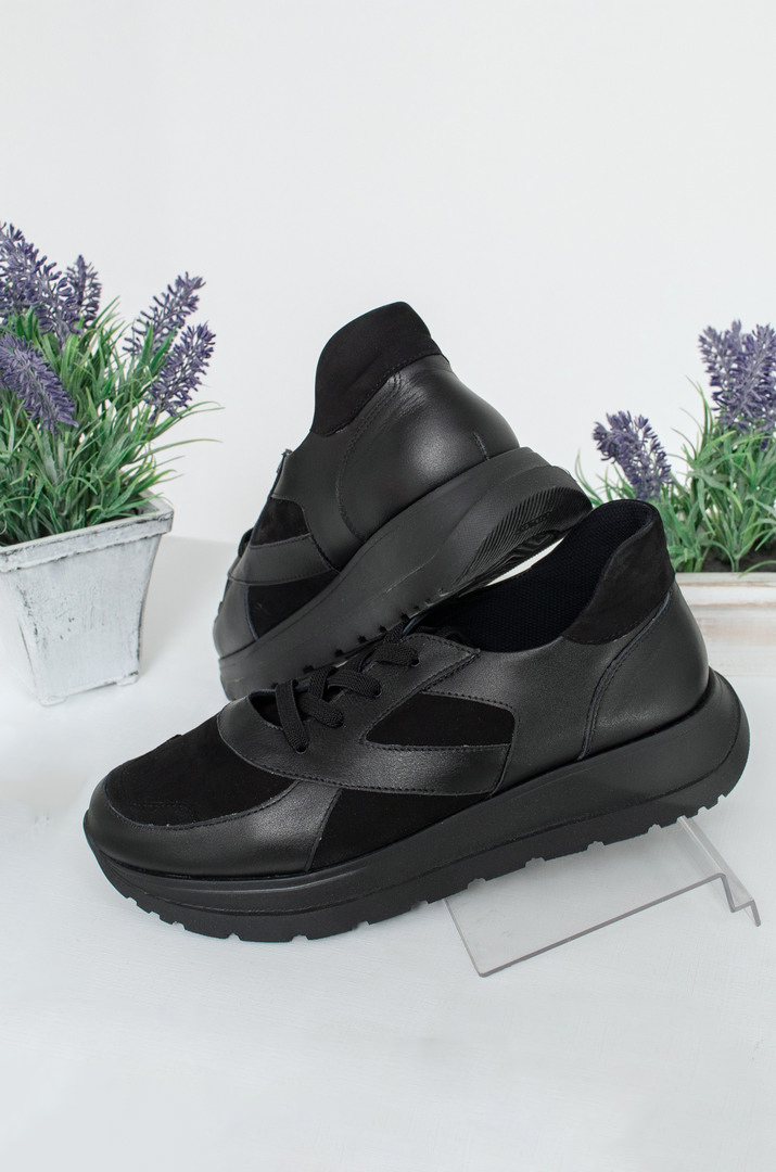 Кросівки чорні шкіра нубук великих розмірів