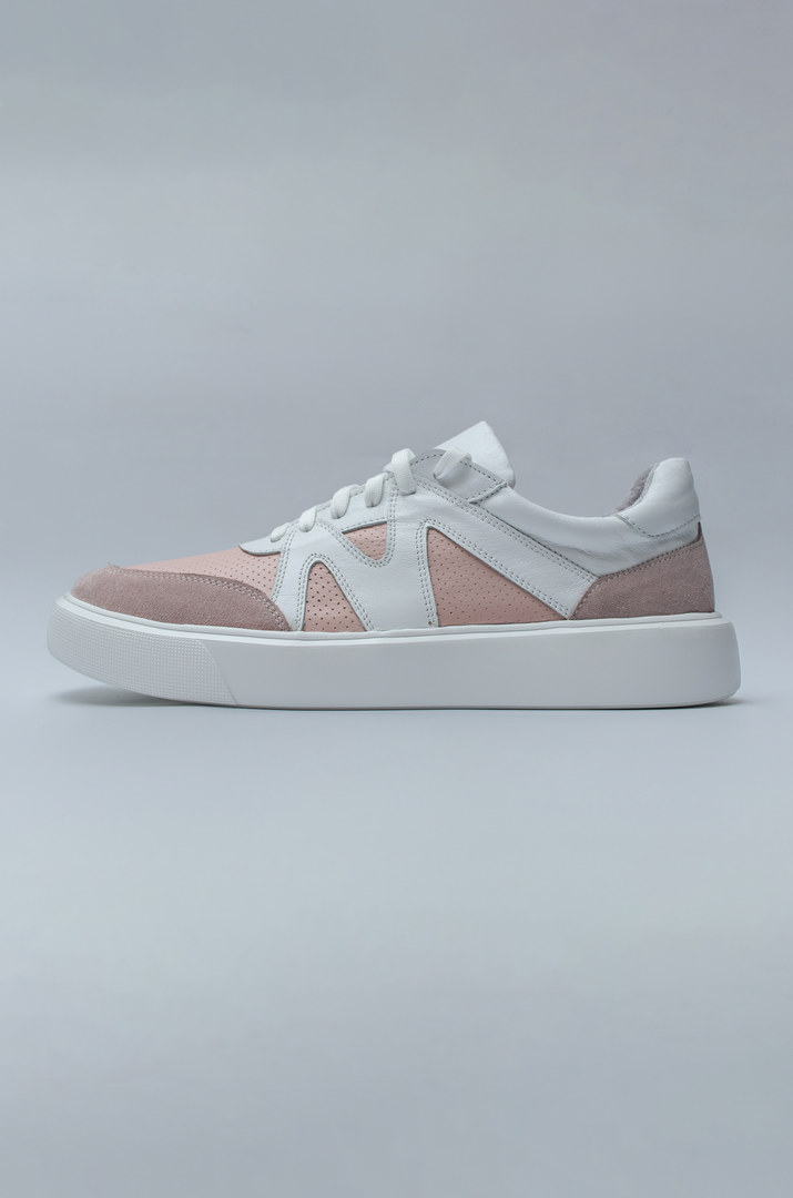 Стильні кросівки в різних кольорах на широкі повні ніжки великих розмірів