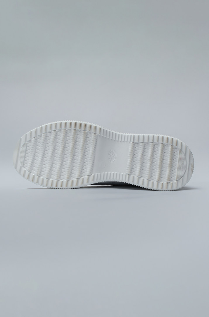 Стильні кросівки в різних кольорах на широкі повні ніжки великих розмірів