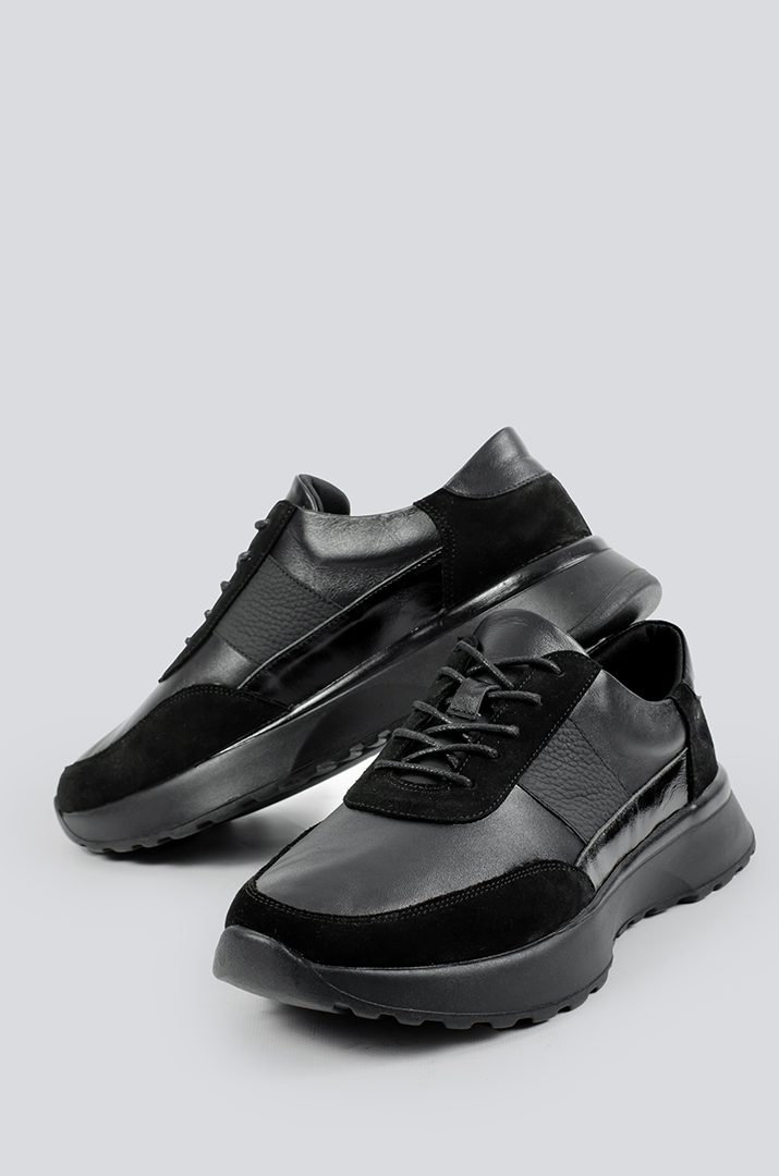 Кросівки чорні зі шкіри та замші великих розмірів