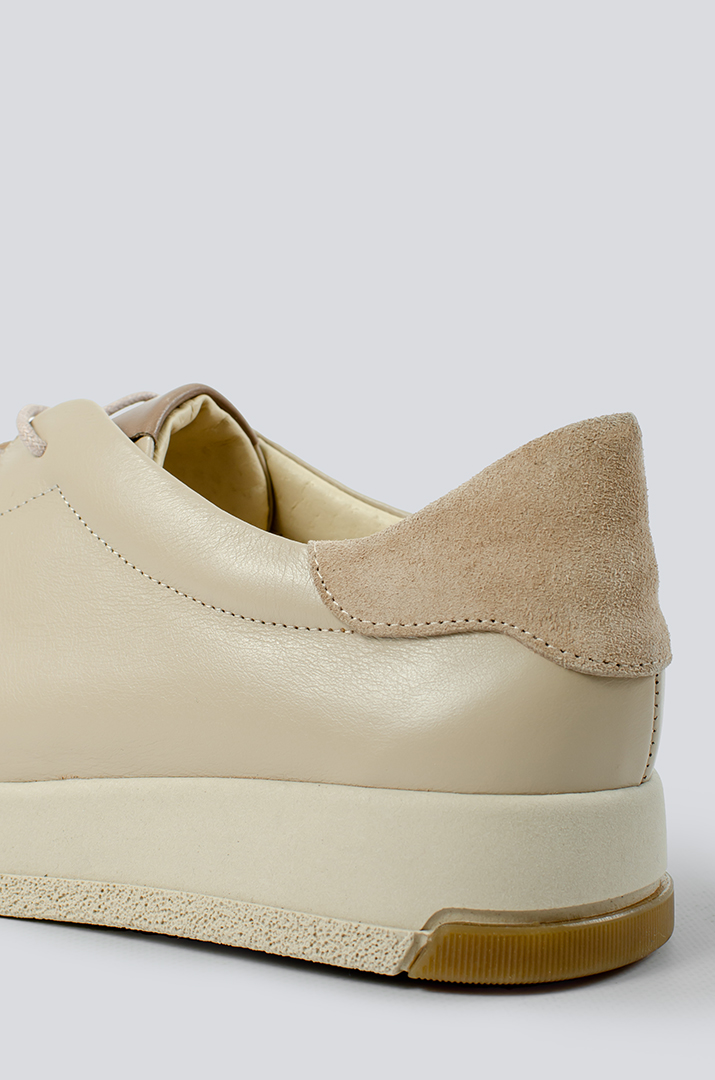 Кросівки бежеві на дуже широку ніжку великих розмірів