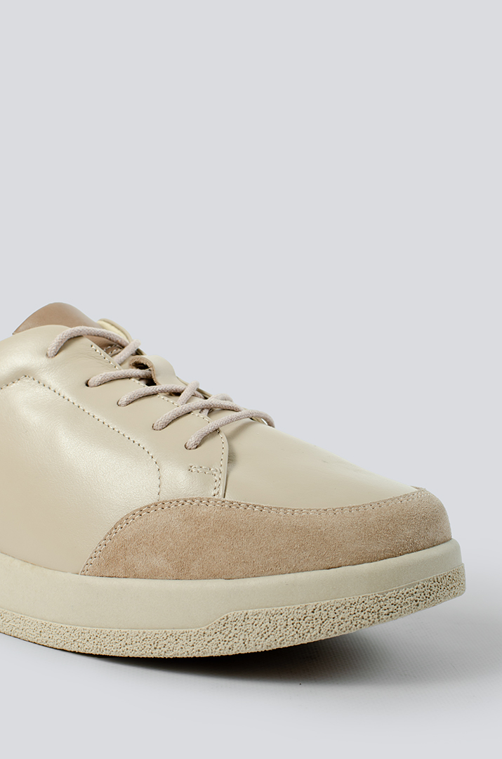 Кросівки бежеві на дуже широку ніжку великих розмірів