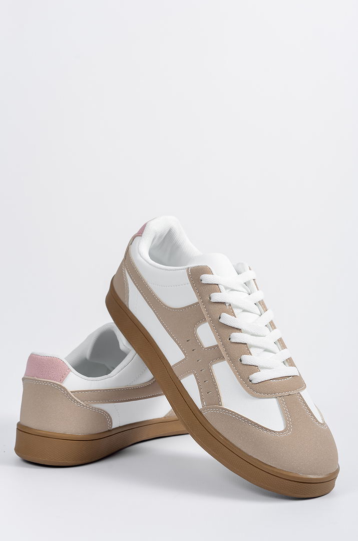 Світлі кросівки у біло-бежевих кольорах великих розмірів