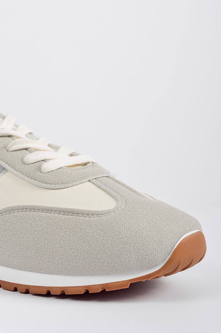 Кросівки з комбінованими кольорами і контрастною підошвою великих розмірів