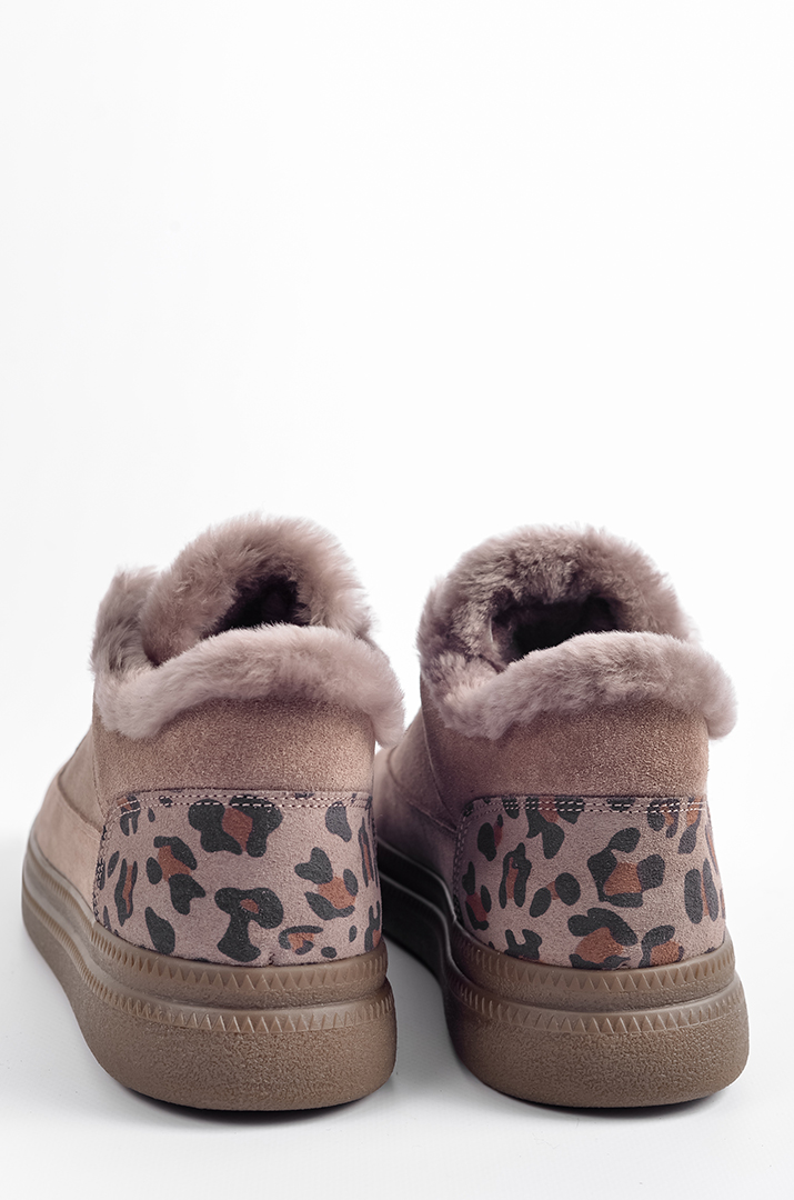 Замшеві зимові кросівки кольору мокко на шнурівці великих розмірів