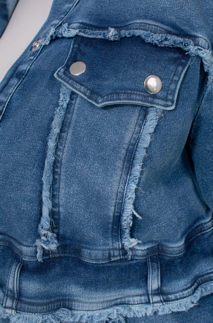 Джинсовая длинная куртка супер батал