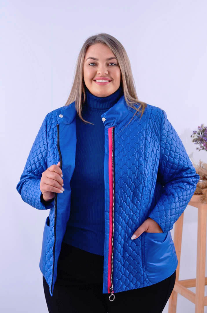 Demisezonnaya_korotkaya_kurtka_na_molnii_batal_pishna_krasa Демісезонна коротка куртка на блискавці батал