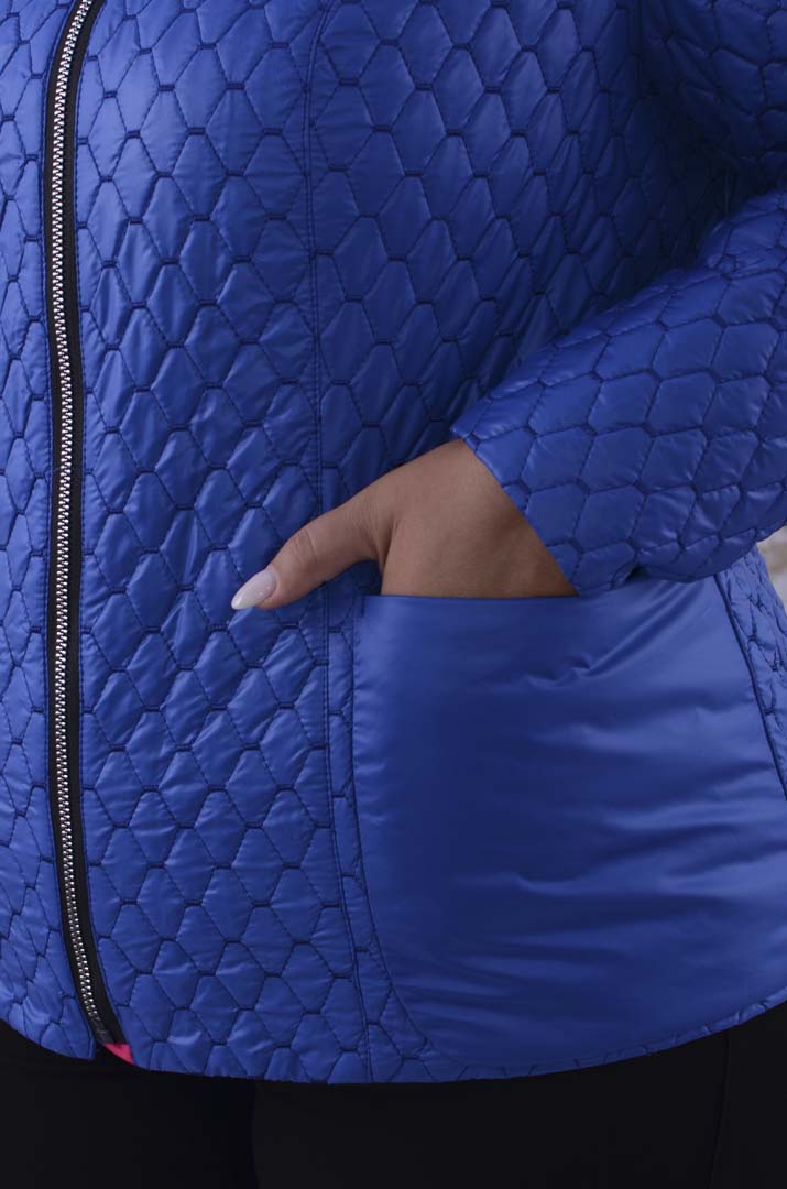 Demisezonnaya_korotkaya_kurtka_na_molnii_batal_pishna_krasa Демісезонна коротка куртка на блискавці батал