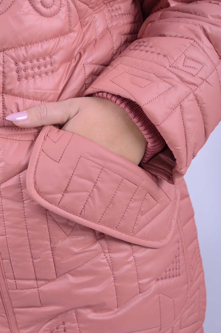 Яскрава зимова подовжена куртка супер батал