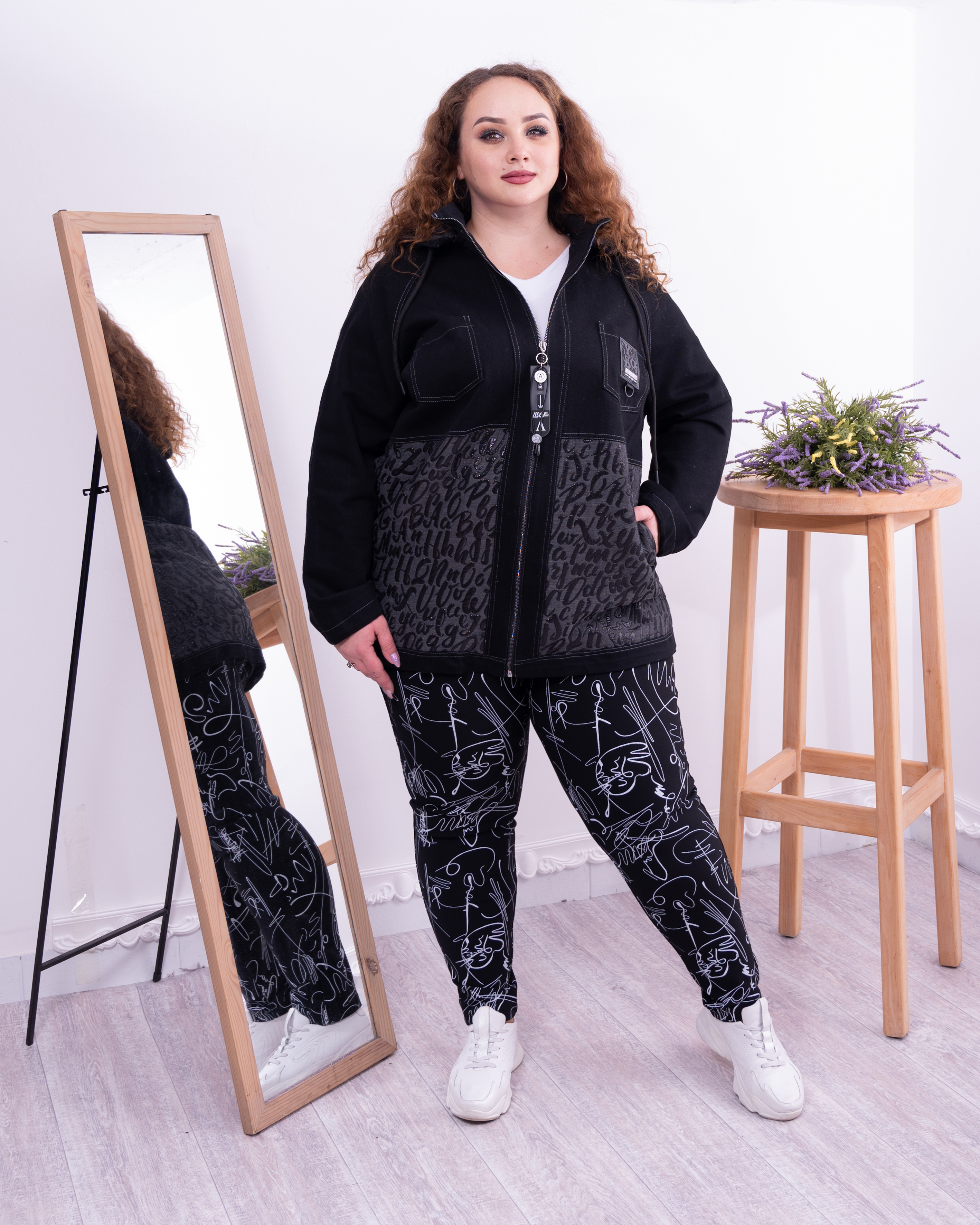 Джинсова куртка з візерунком супер батал