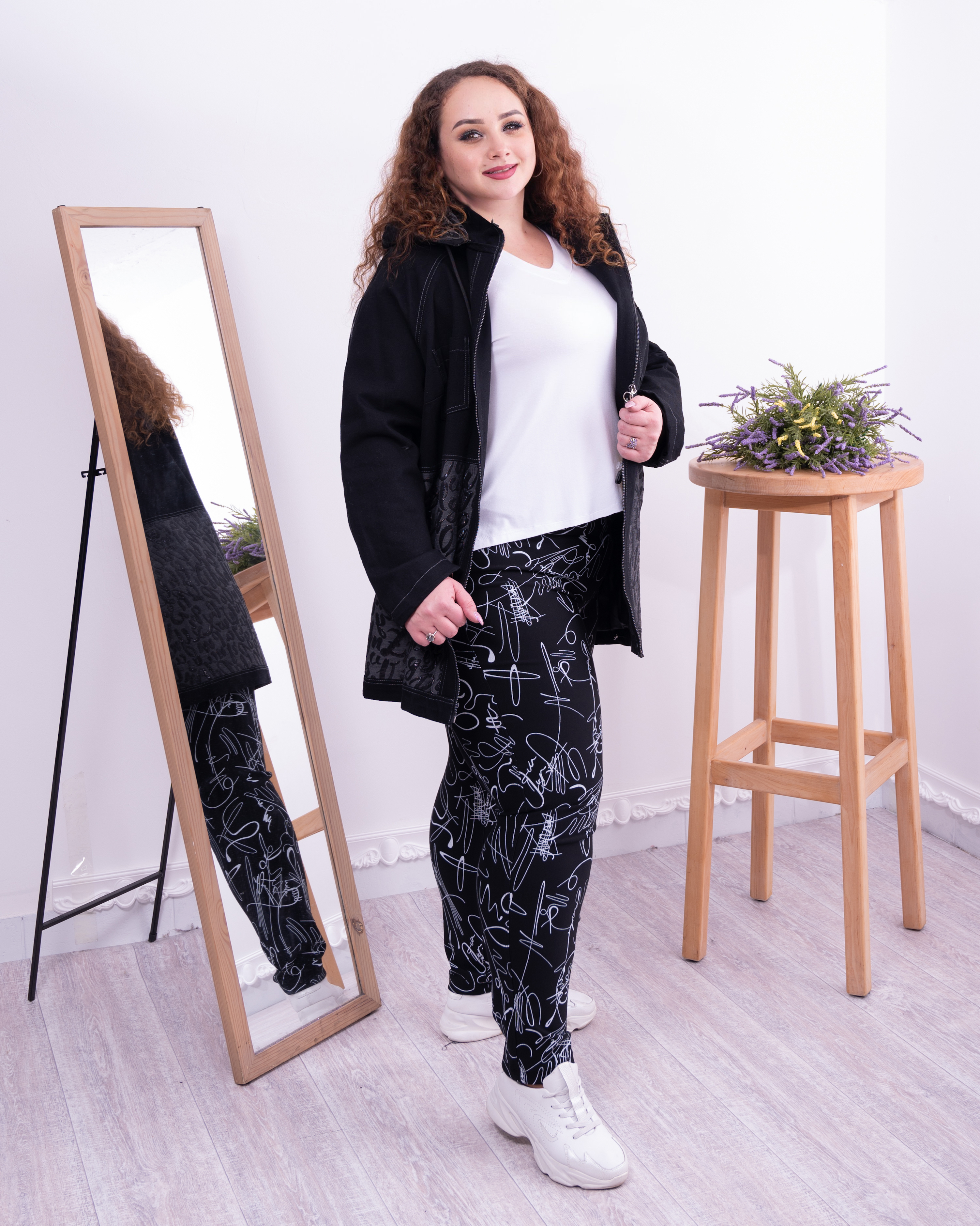 Джинсова куртка з візерунком супер батал