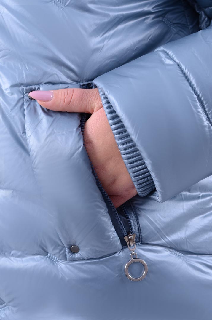 Куртка тепла подовжена в трендовому кольорі супер батал