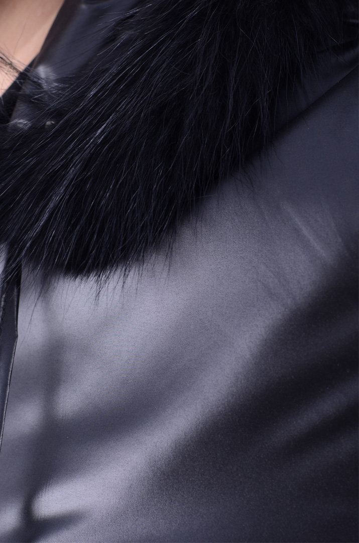 Куртка подовжена зі штучним хутром супер батал