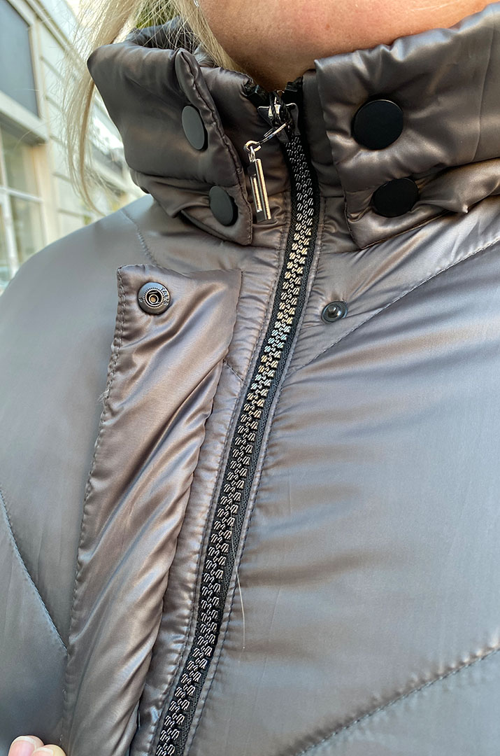 Зимова подовжена куртка супер батал