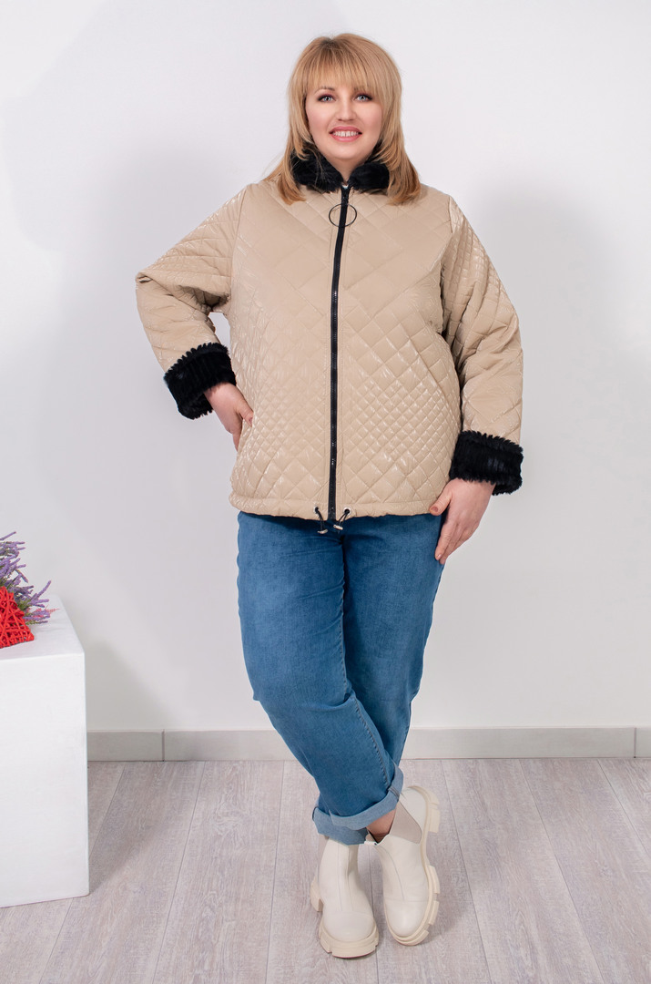 Куртка коротка з хутряними кишенями і коміром батал