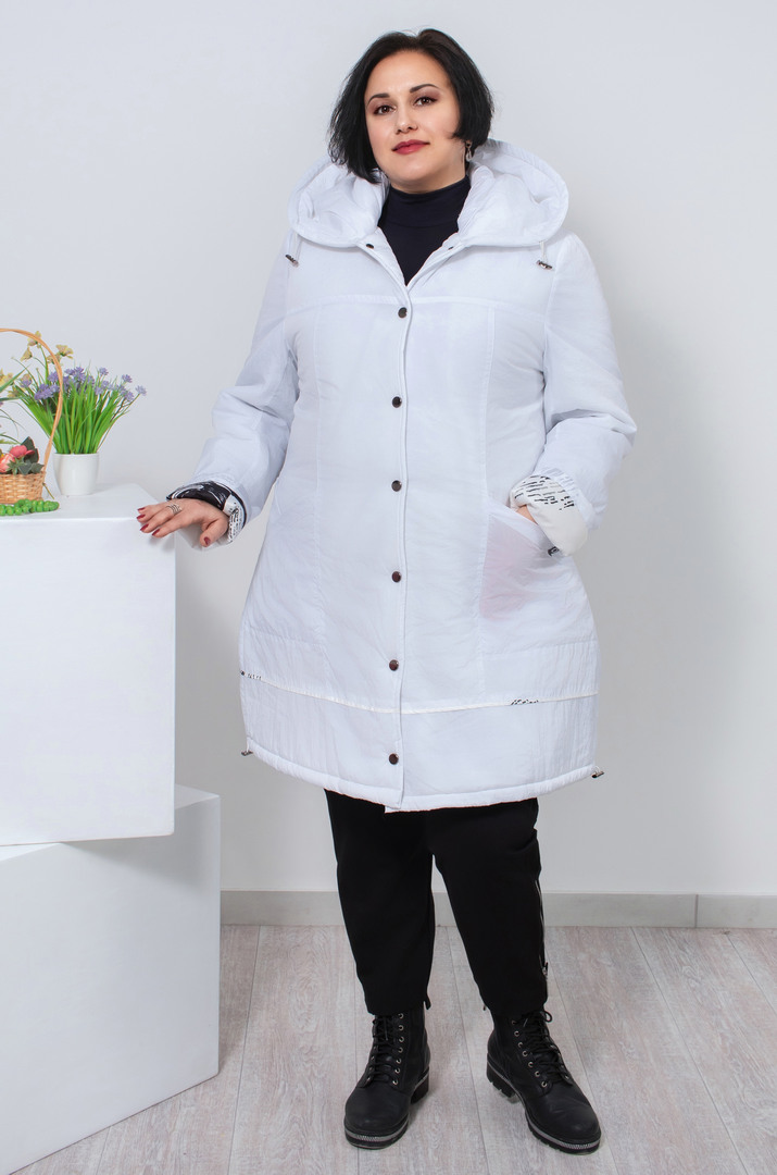 Куртка довга на заклепках батал