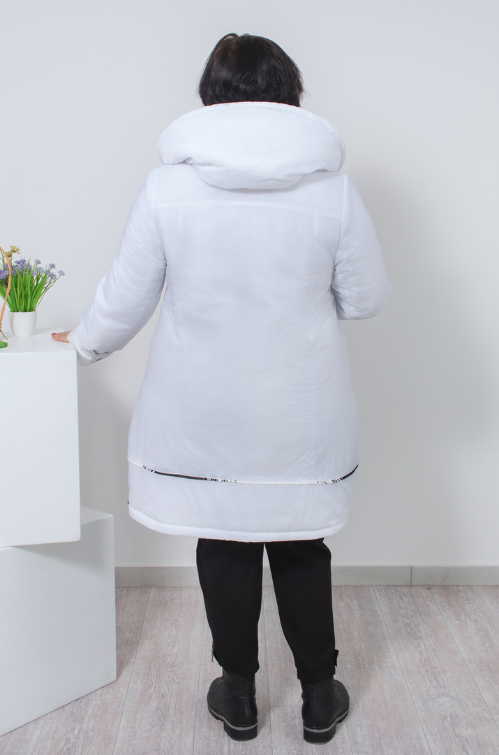 Куртка довга на заклепках батал