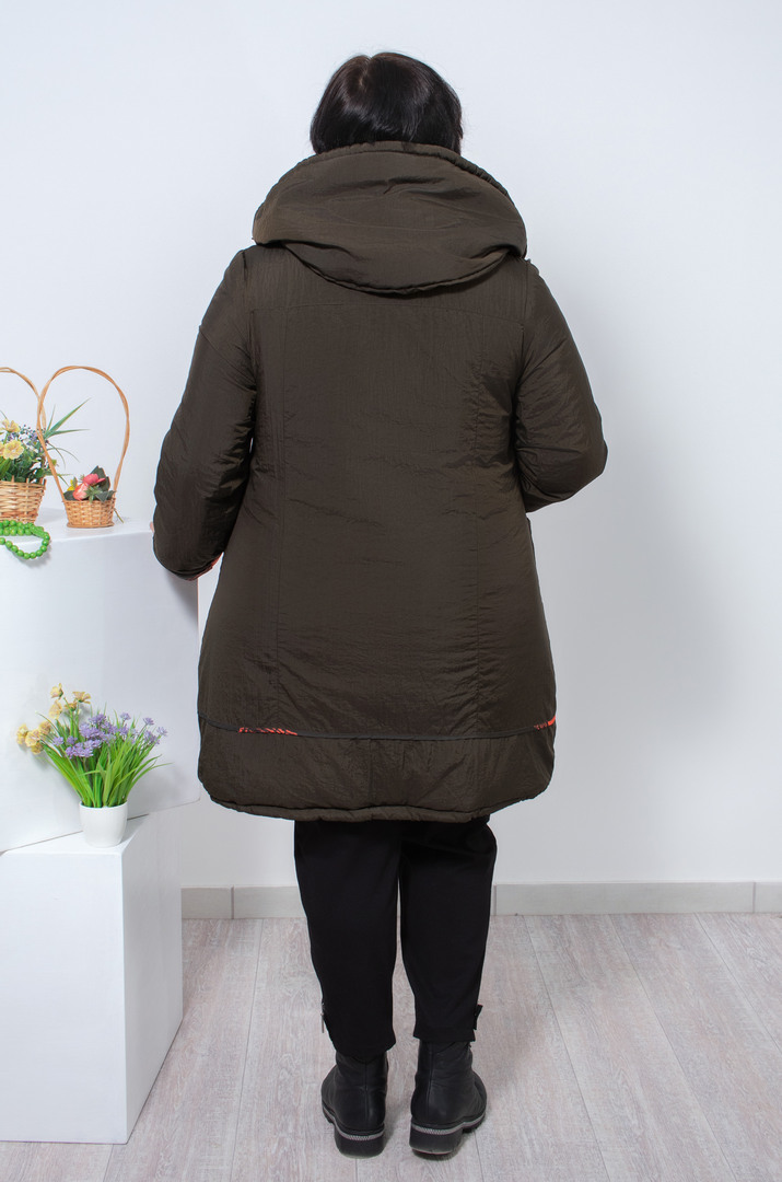 Куртка довга на заклепках батал