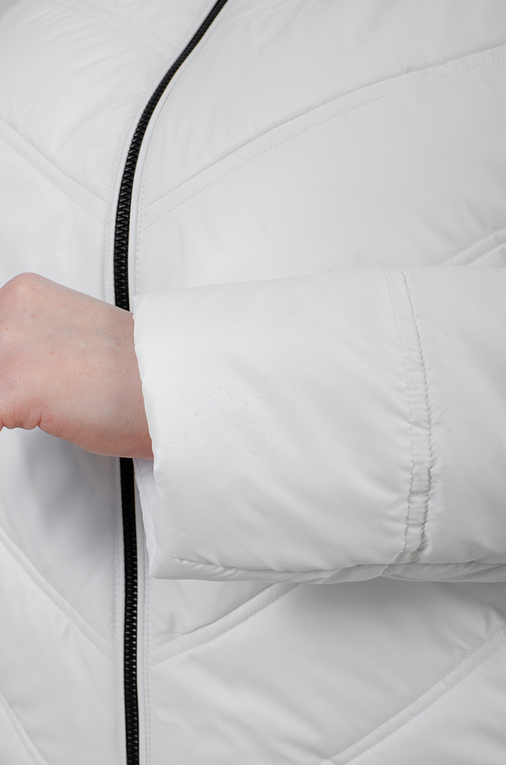 Куртка коротка біла великих розмірів