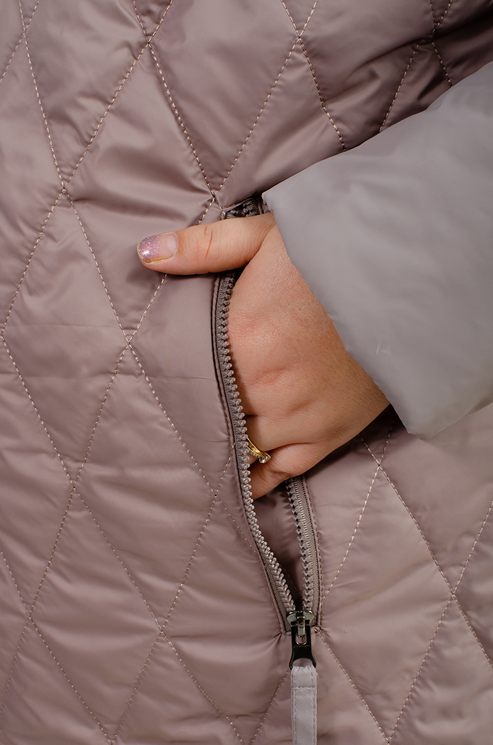 Стьобана куртка-трансформер великих розмірів