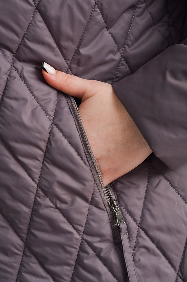 Стьобана куртка-трансформер великих розмірів