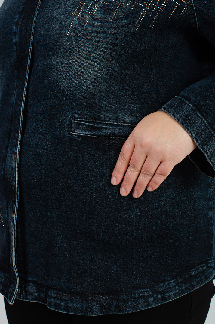 Куртка джинсова з блискавкою та стразами великих розмірів