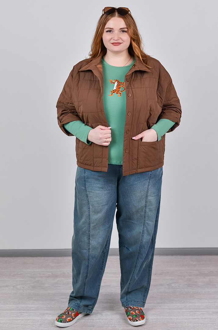 Куртка коротка з високим коміром великих розмірів